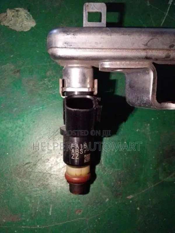 Honda Fit GP5 Injector Rail