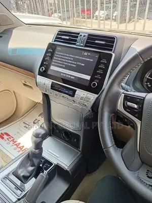 Toyota Land Cruiser Prado 150 2023