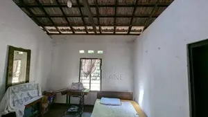 වෙල්යායට මුහුණලා අගනා නිවසක්