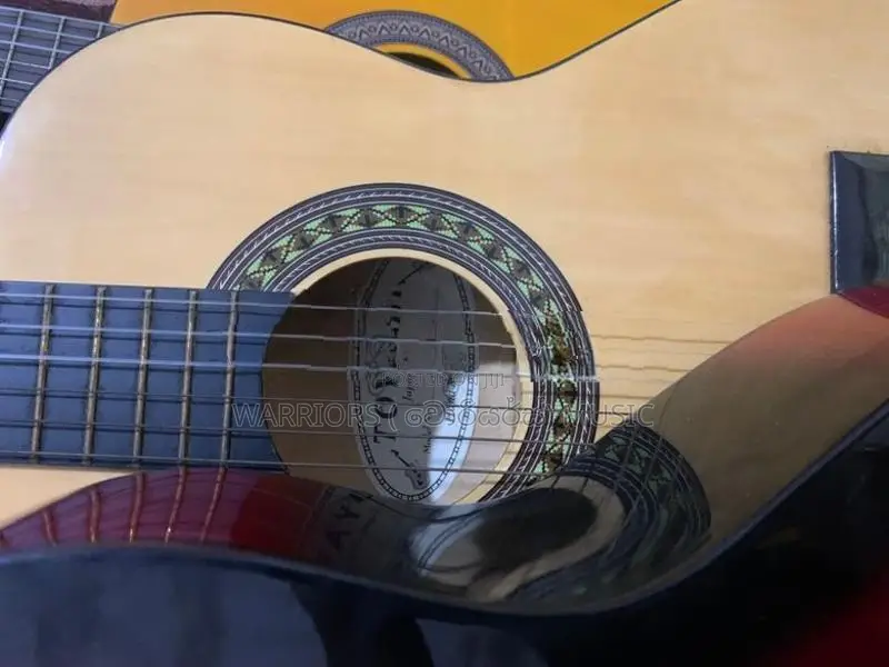 Toyama Japan Classic Guitars