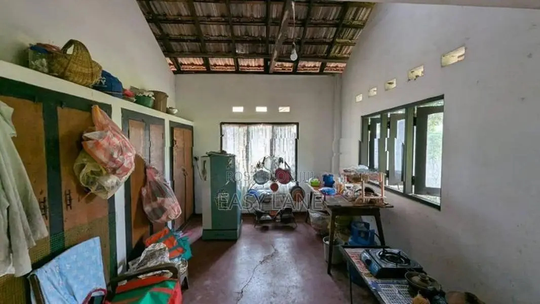 වෙල්යායට මුහුණලා අගනා නිවසක්