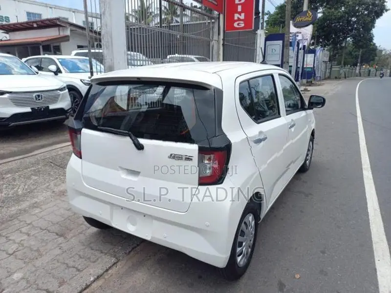 Daihatsu Mira X 2025