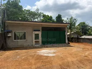 Commercial Building for Sale in Horana
