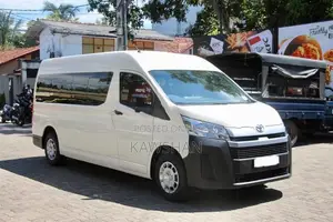 Toyota Hiace GDH H300 2025