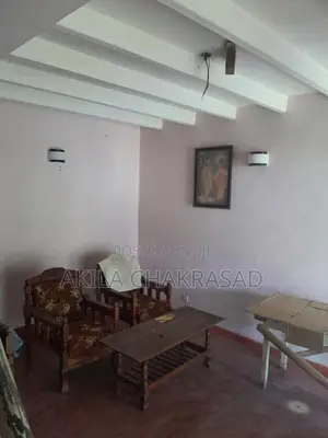 2 Bedroom House in Yakkala Siyane Uyana Housing Scheme