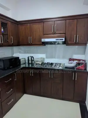 Holiday 2 Bedroom Furnished Apartment with Pool & GYM - Mount Lavinia