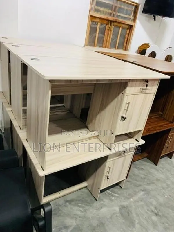 4×2 Office melamine tables