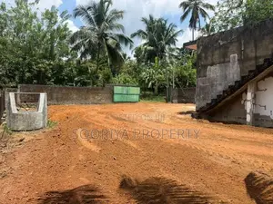 Commercial Building for Sale in Horana