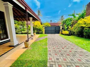 Good Residential Area Spaciously Built Furnished Up House Sale Negombo