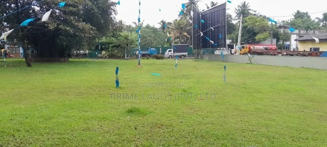 නේවාසික බ්ම් කොටස් විකිණීම කඩුවෙල