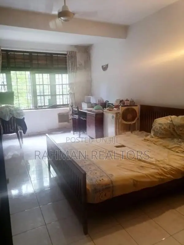 Modern Spacious House For Sale In Famous Colombo 05