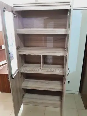 Modern American White Below Cupboard Smart Glass