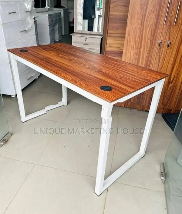 Modern 4x2 Ft Smart Structure American White Table