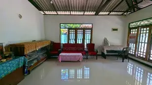 යක්කල නගරයෙන්ම වටිනා නිවසක්