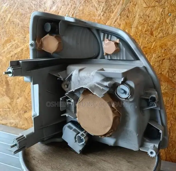 CARRY TRUCK DA16 HEAD LIGHT