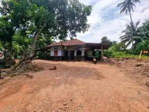 නිට්ටඹුවට ලඟින්ම – ඉඩමක් සහ නිවසක් විකිණීමට