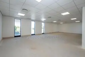 Commercial Building for Sale in Colombo 08