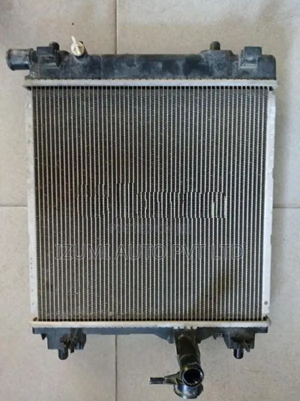 Suzuki Spacia Radiator
