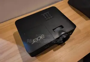 Acer 4000 Lumens Projector