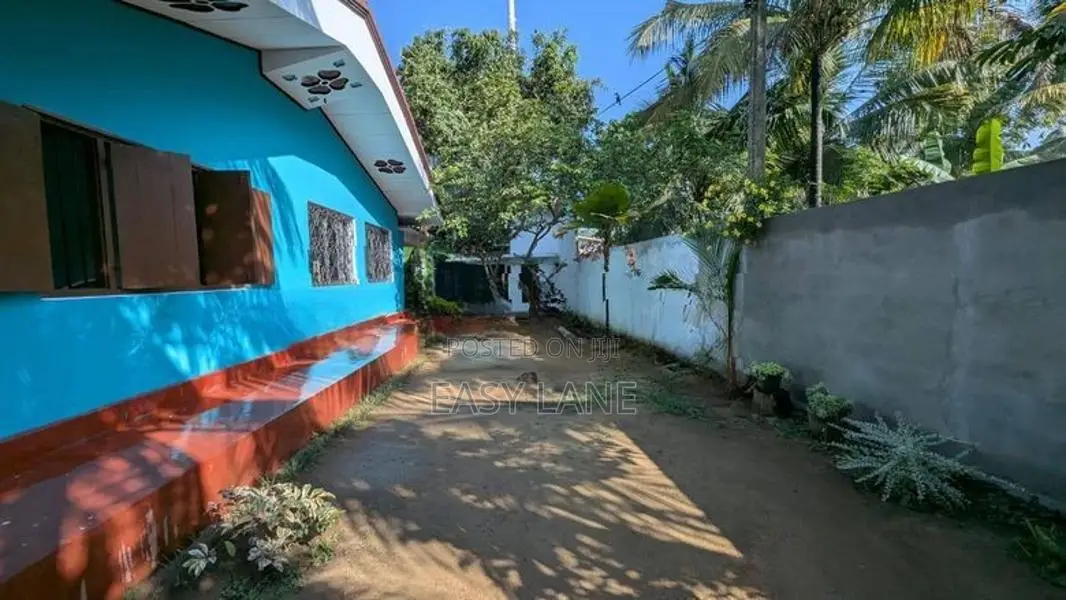 ලක්ෂයක මාසික ආදායමක් දෙන අගනා දේපළක්