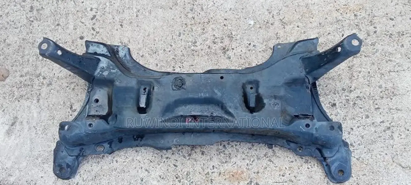 Toyota Aqua NHP10 Engine Bed