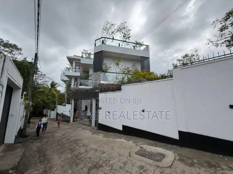 New House Sale in Battaramulla