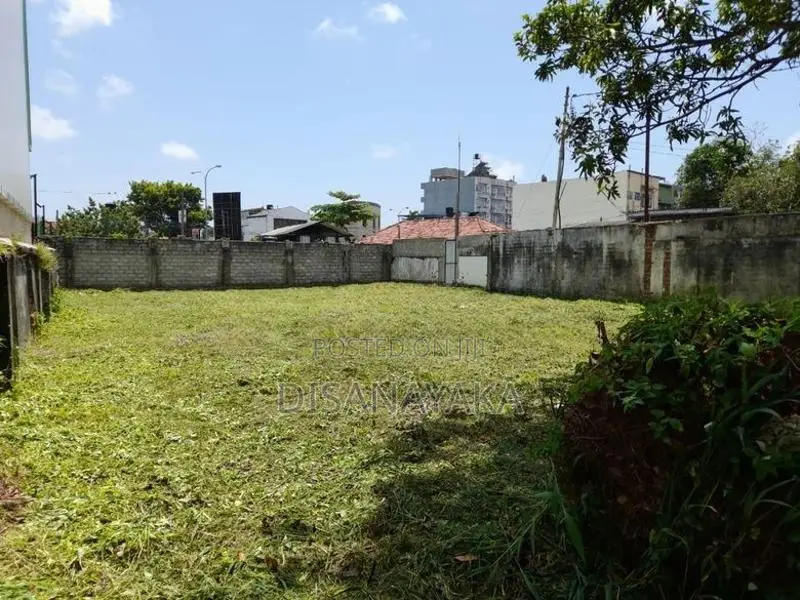 Commercial Land for Sale in Rajagiriya