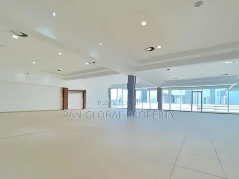 Commercial Building for Sale in Maradana Road,Colombo 10