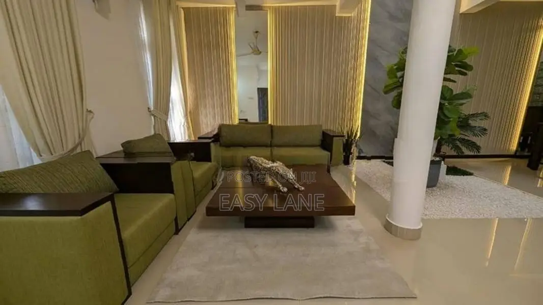 Luxury දෙමහල නිවසක්ගෘහ භාණ්ඩ සහිතව විකිණීමට