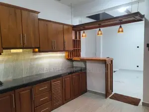 Malabe : Brand new 6BR (12P) House for Sale