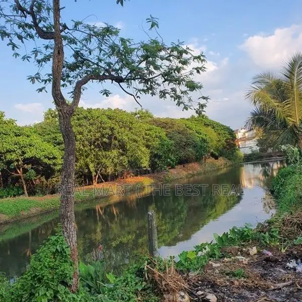 Pitakotte : 14.7 perches Water front Land for Sale