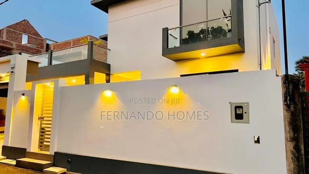 Box Modern Latest Superior Completed House for Sale in Negombo