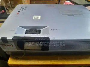 Eiki Japan Projector