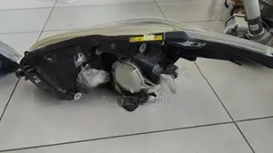 PRIUS 30 HEAD LIGHT SET