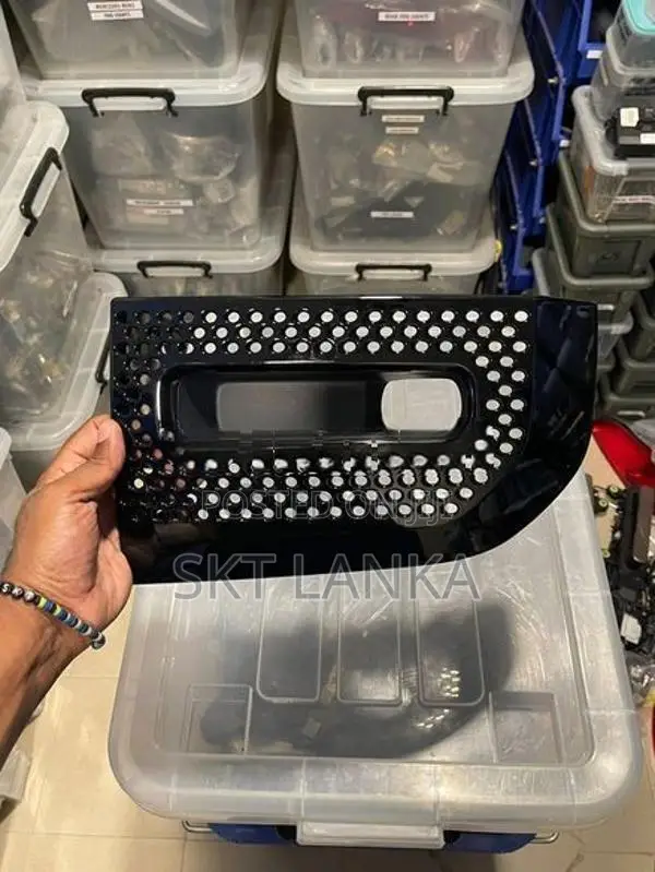 Genuine New Defender P300e HSE 2025 Foglight covers - BLACK