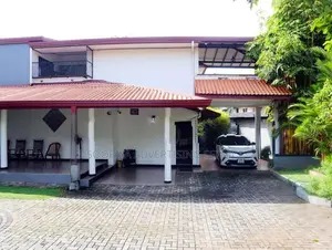 Homagama Luxury House for Sale