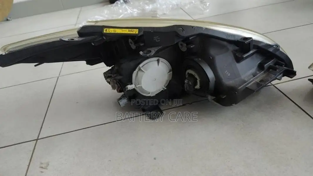 PRIUS 30 HEAD LIGHT SET
