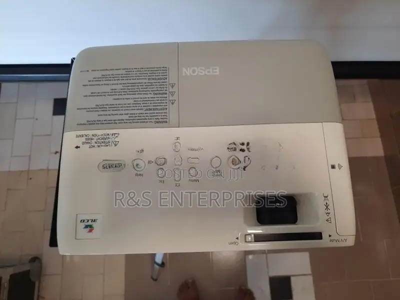 Epson 84 Projector