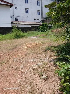 Bare Land for Sale in Embuldeniya
