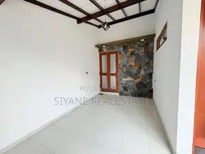 House For Sale in Athurugiriya