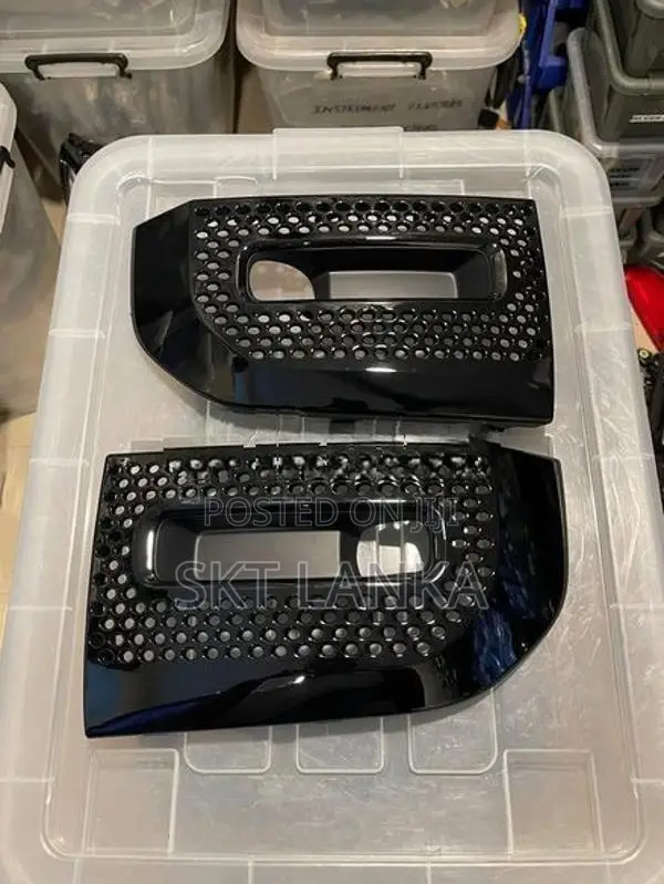 Genuine New Defender P300e HSE 2025 Foglight covers - BLACK