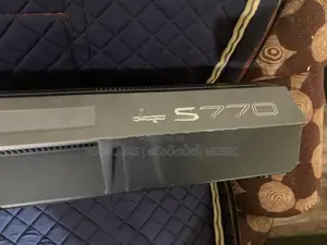 Yamaha PSR s 770 ( අලුත්ම තත්වයේ )