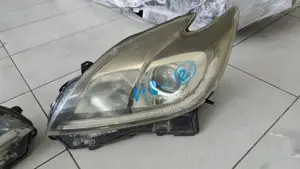 PRIUS 30 HEAD LIGHT SET