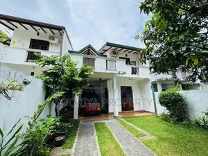 Newly Build Luxury Two Storey House for Sale in Piliyandala
