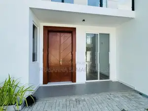 Brand New Solid Super Luxury 2 Storey House-Piliyandala