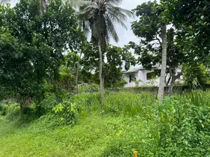 Near University Land for Sale Katubedda Moratuwa