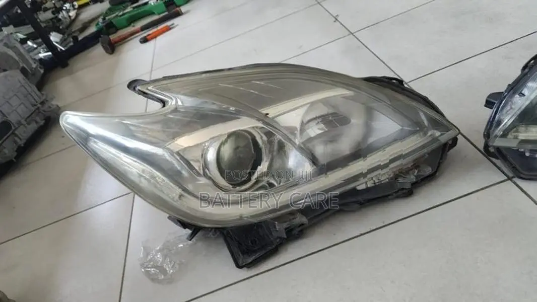 PRIUS 30 HEAD LIGHT SET