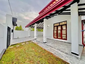 Good Single Storey 3 BR House for Sale Negombo Katuwapitiya Area
