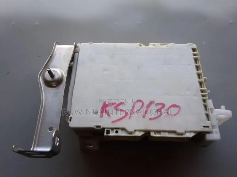 Toyota Vitz Ksp130 Body (bcm) Control