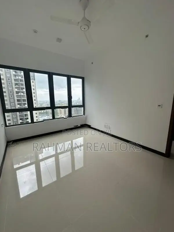 Brand New Luxury Trizen Apartment For Sale Above 44th Floor Colombo 02